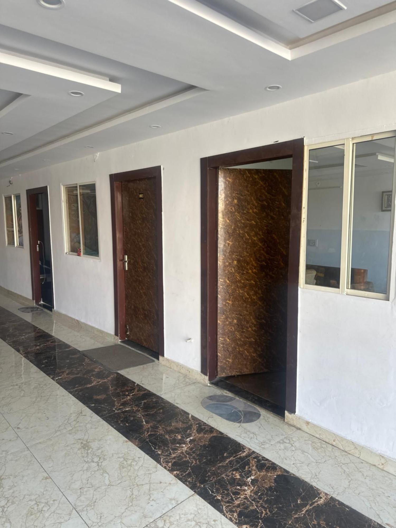 Brahmanand Seva Dham Hotel Vrindavan